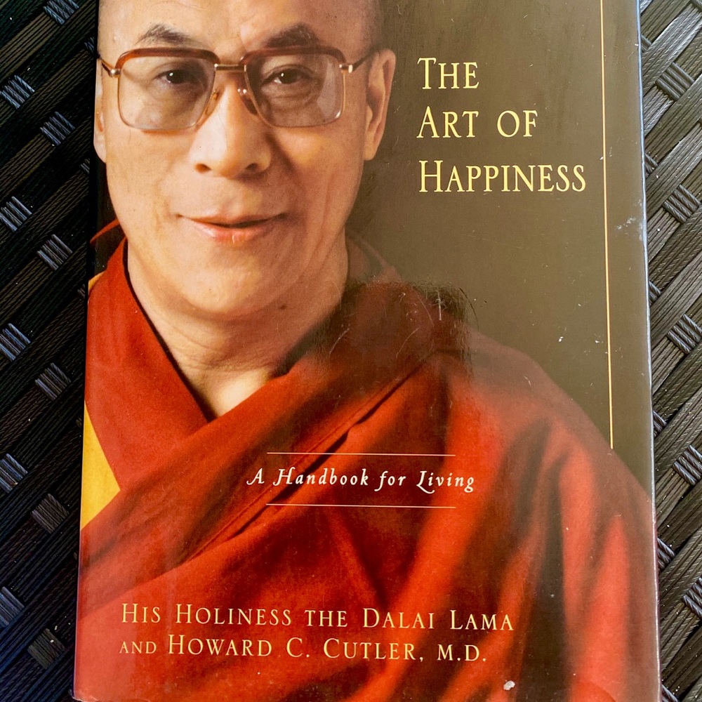 ❣️❣️The Art of Happiness by Dalai lama❣️❣️
